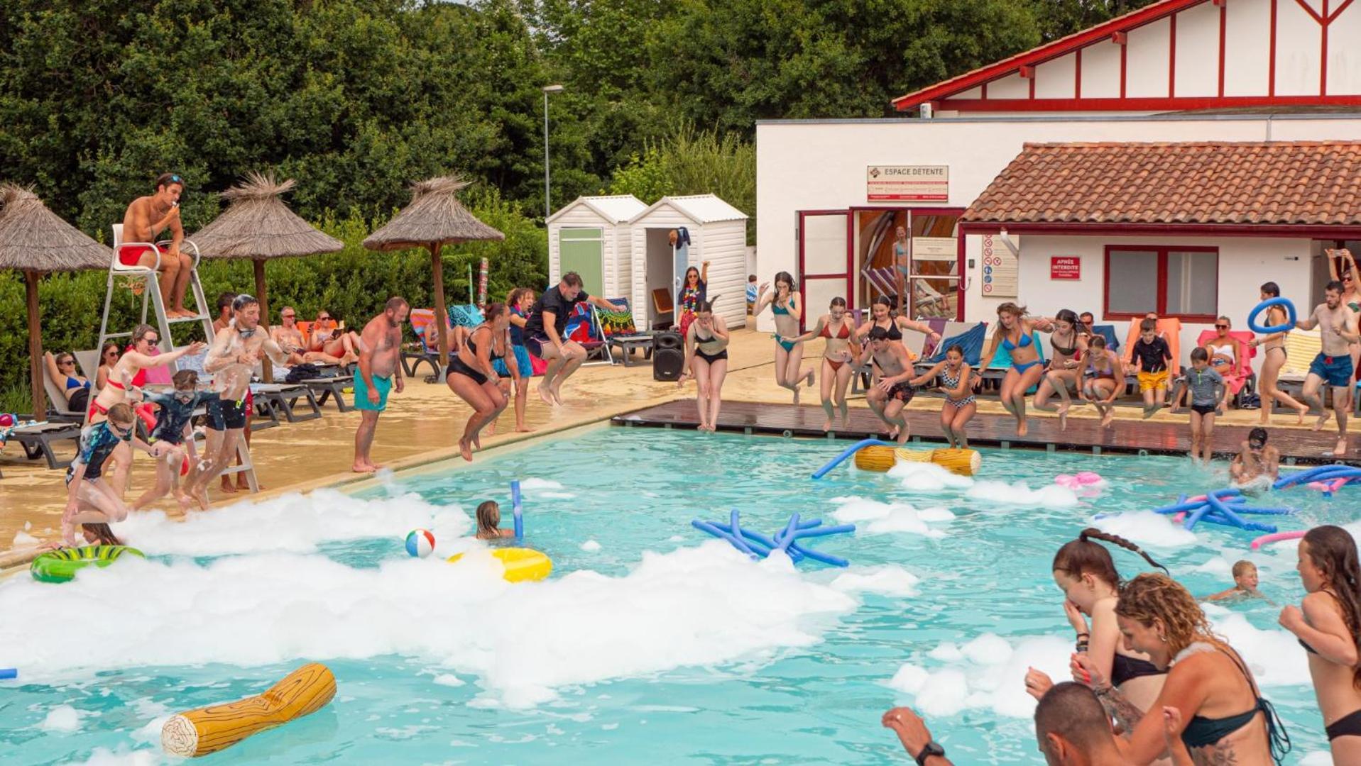 Camping Domaine Berrua - Maeva Selection Бідар Екстер'єр фото